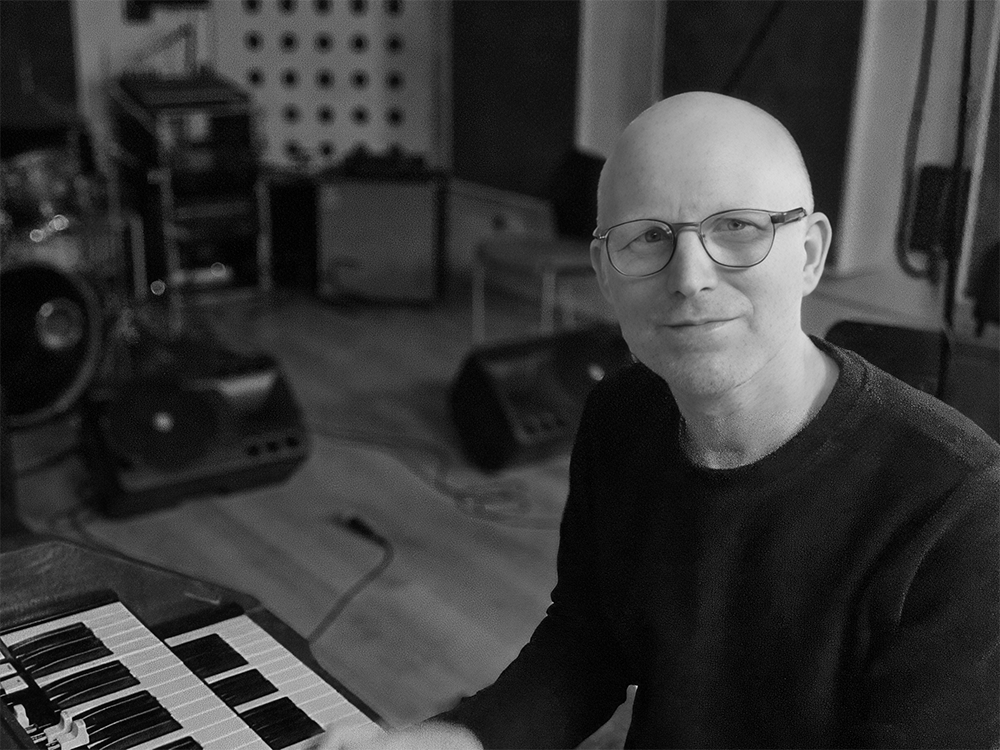 Pete Nickless - Composer | Performer | Community Musician | Trainee Music Therapist